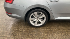 Skoda Superb 1.5 TSI SE L Executive 5dr DSG Petrol Hatchback